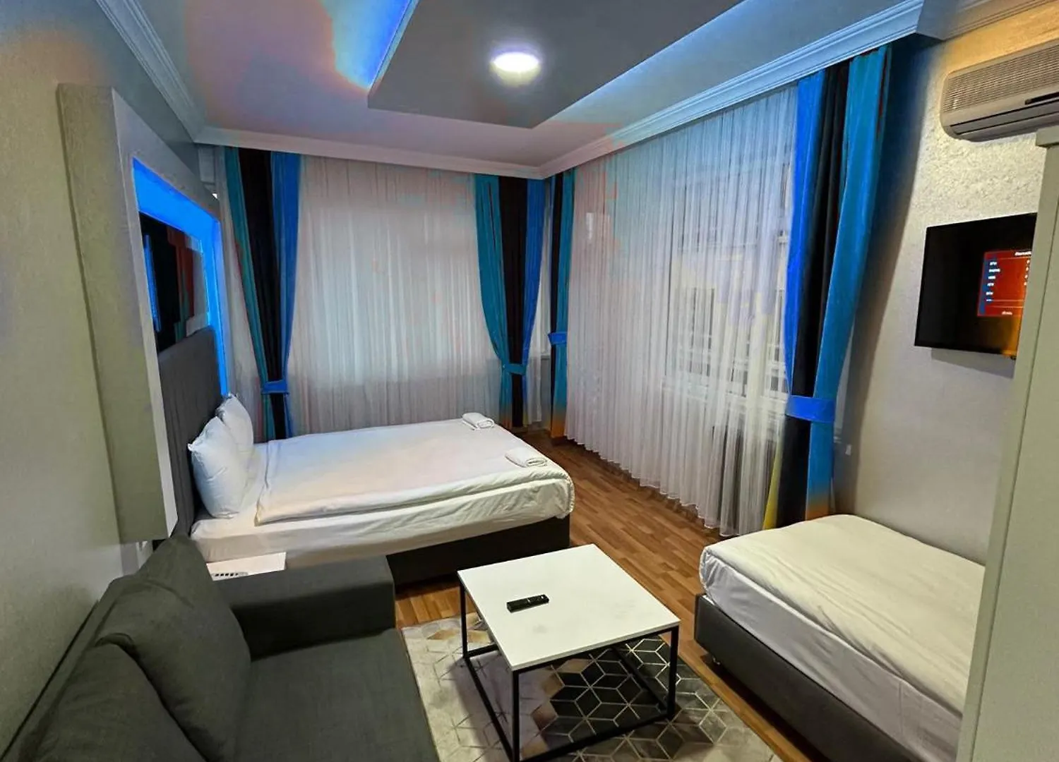 اسطنبول Garden Family Hotel
